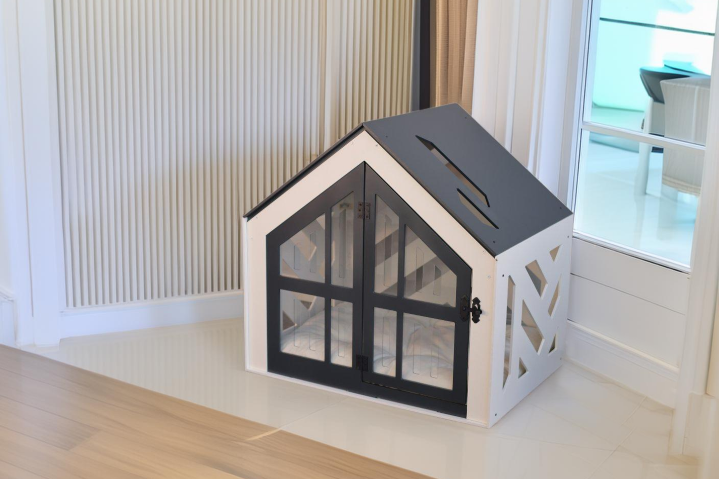 SB CTL Limited Edition Dog House