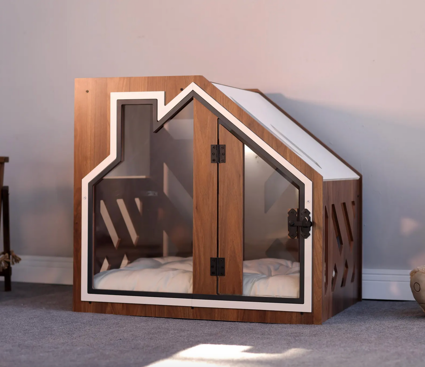 BCL Walnut Dog House