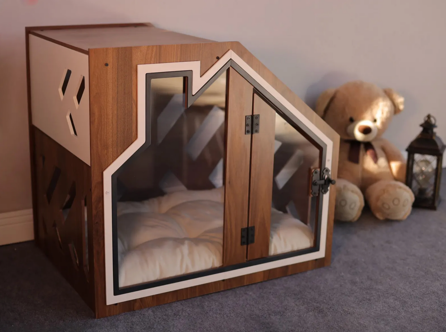 BCL Walnut Dog House